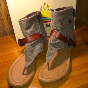 Aloha Island Women’s Sandals Size 11M Tan & Brown Pre-Owned